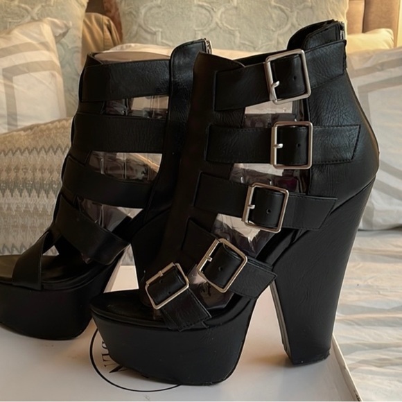 ISO Steve Madden Egnite platform sandals heels booties size 11 IN SEARCH OF ONLY - Picture 3 of 4